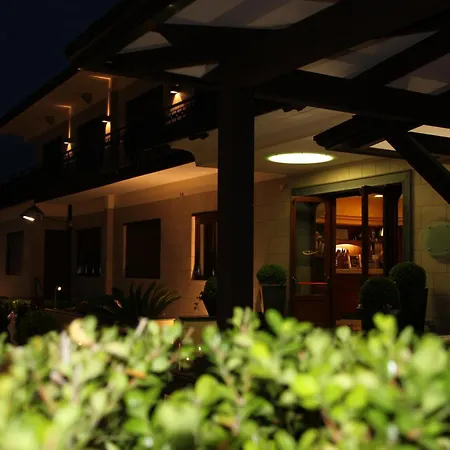 Ranch Palace Hotel-2